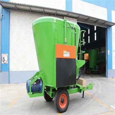 Ti bèf Feed Mixer